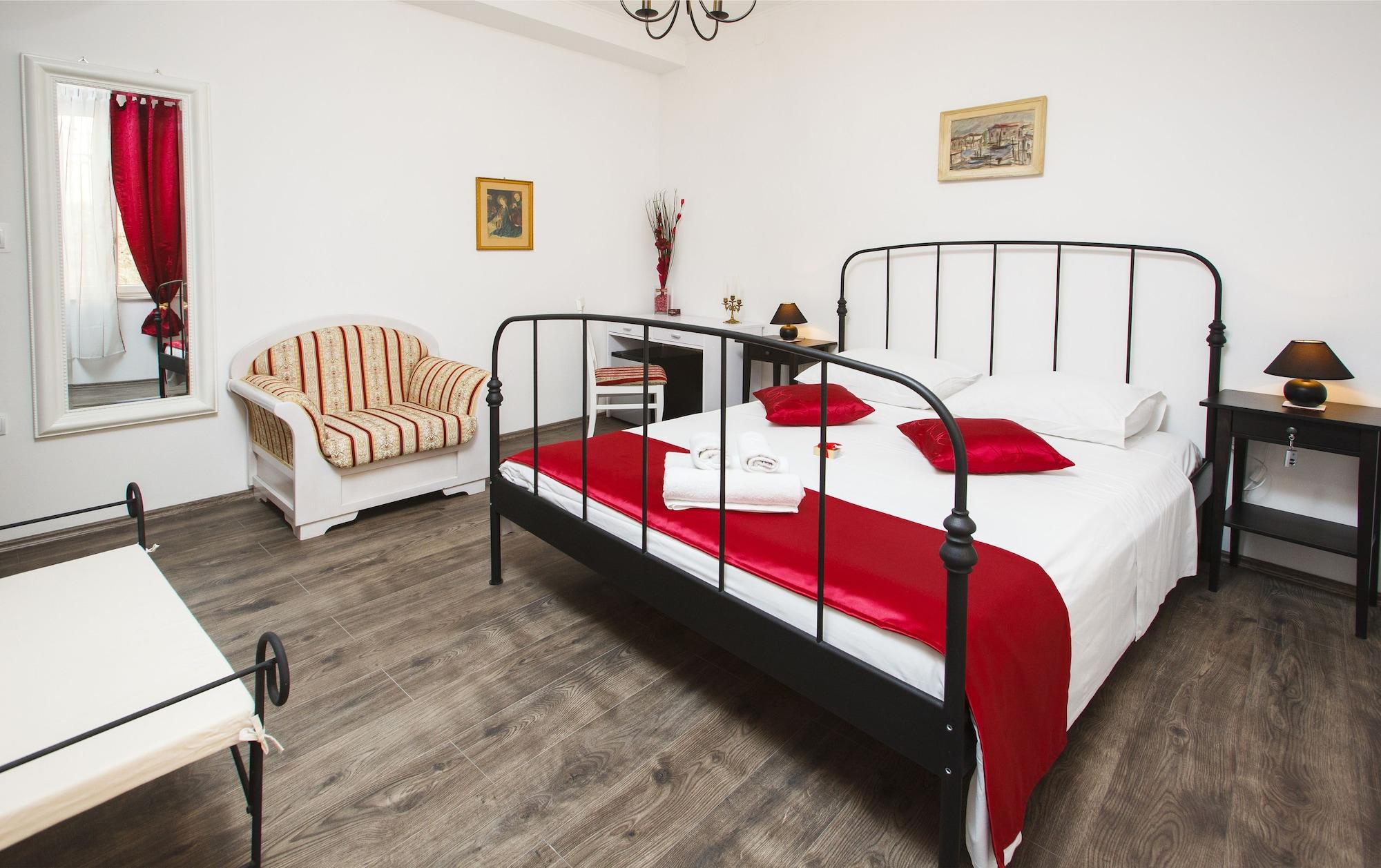 Prior Suites Split Extérieur photo